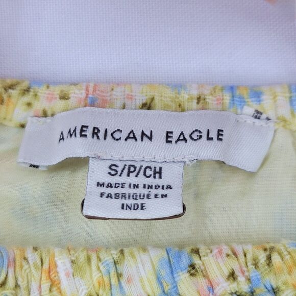American Eagle off the shoulder yellow floral crop top size small - Picture 3 of 7